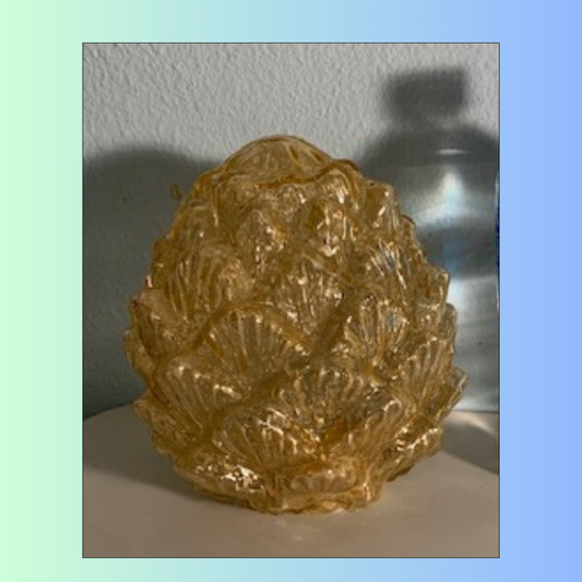 Lot 091: Light-up Pinecone