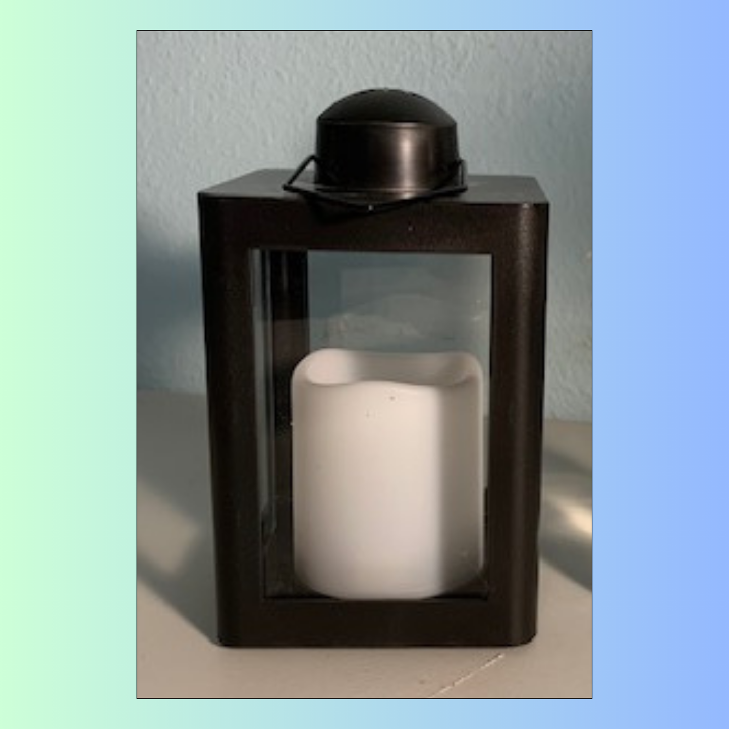 Lot 056: Plastic Lantern (no remote)