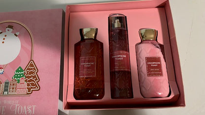 Lot 098: Bath & Body Works Champagne Toast Gift Set